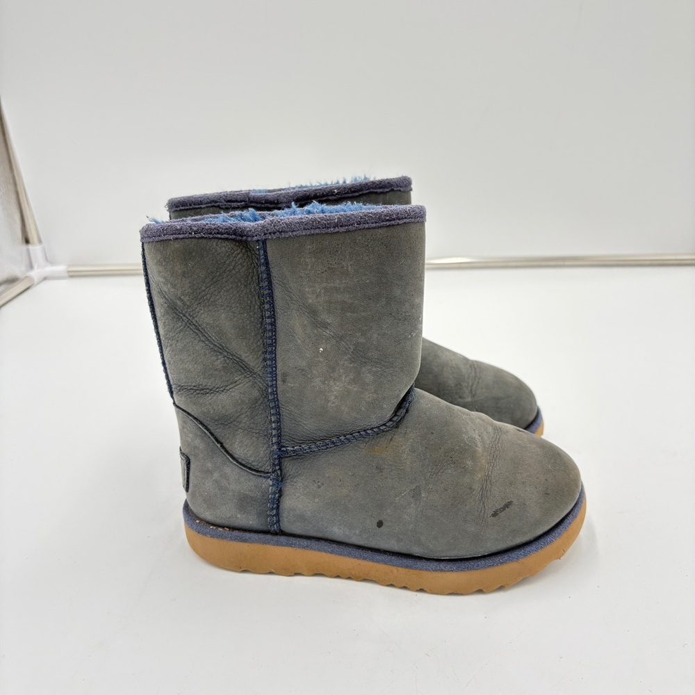 Ugg Classic Short Boot Blue Leather Shearling Kids Toddler Youth Children Sz 12